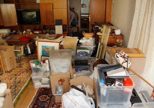 遺品整理前の室内の様子